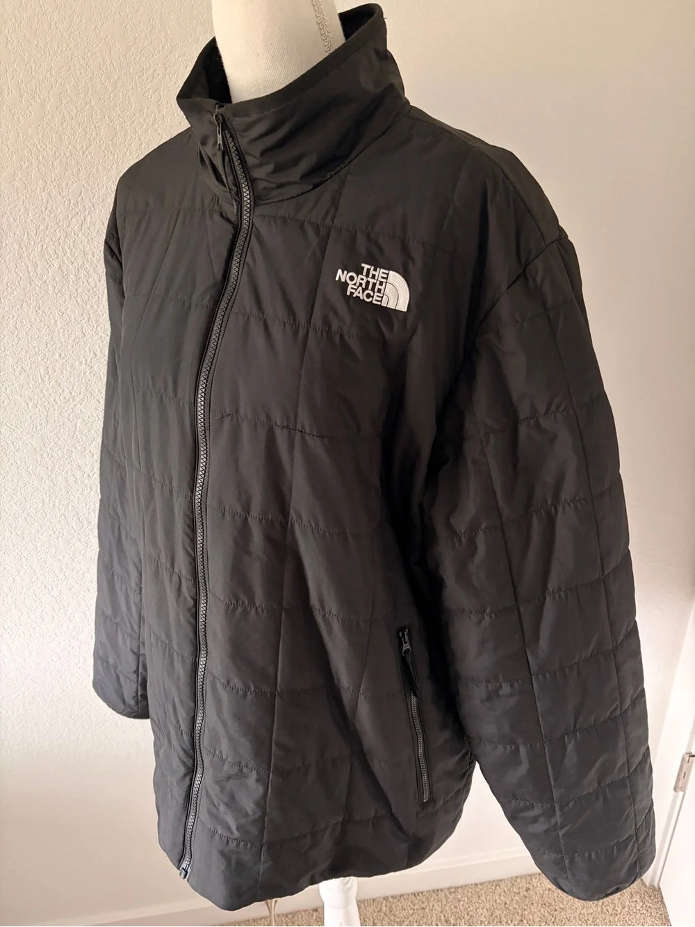 The North Face Junction Insulated Jacket - Black sz XL